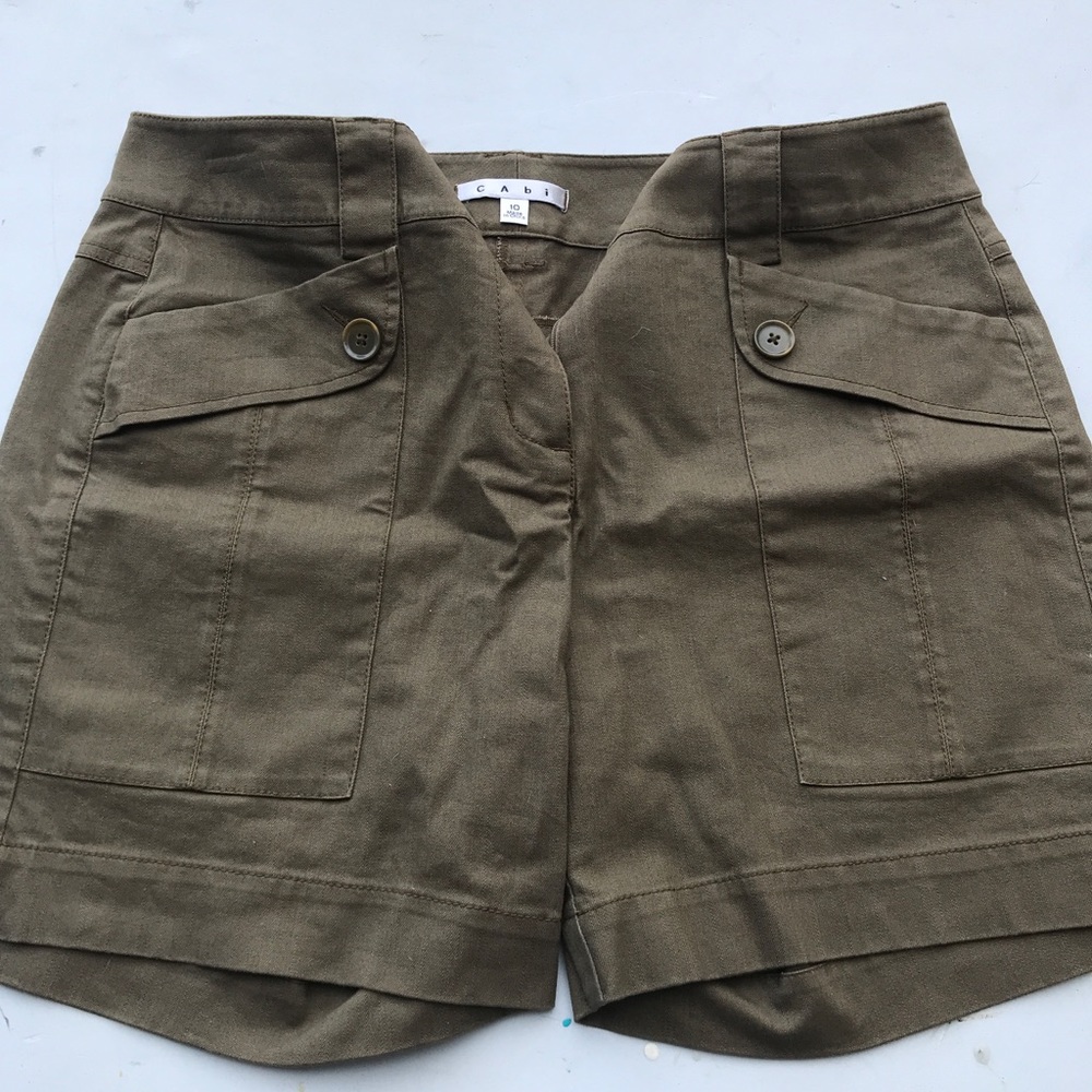CAbi olive cargo shorts